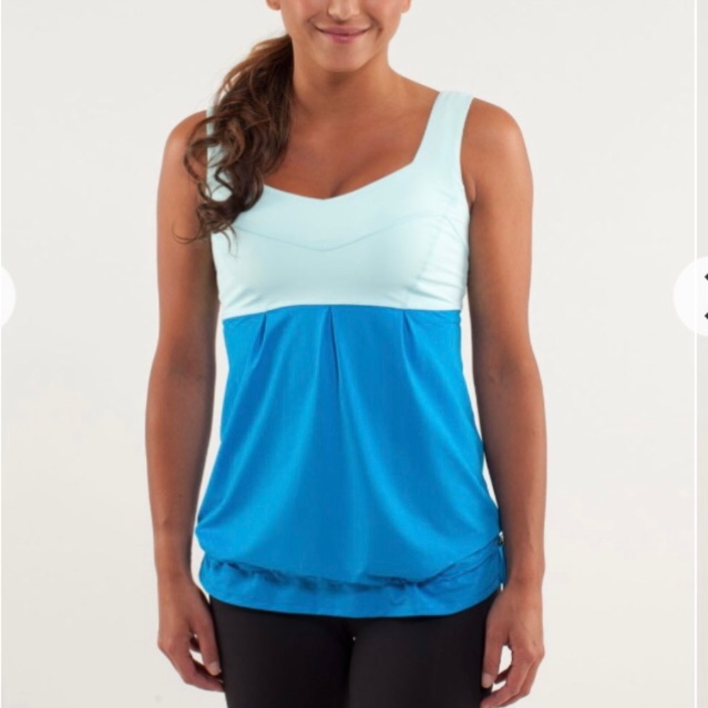 Lululemon Tame Me Tank. Size 4